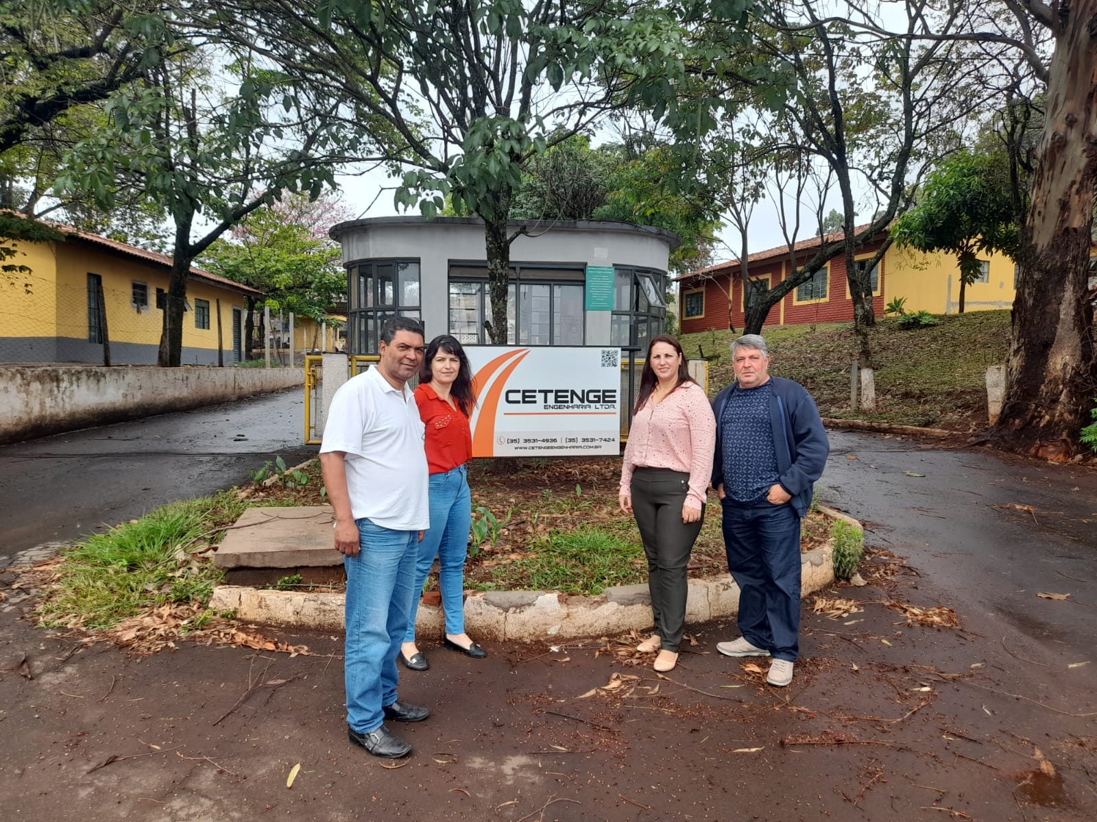 Soluções para a conclusão das obras na Praça do Baé (Bairro Santa Terezinha)